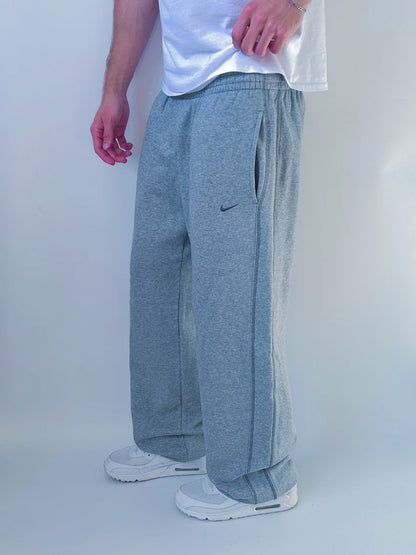Nike Vintage *PREMUM* Sweatpants | M