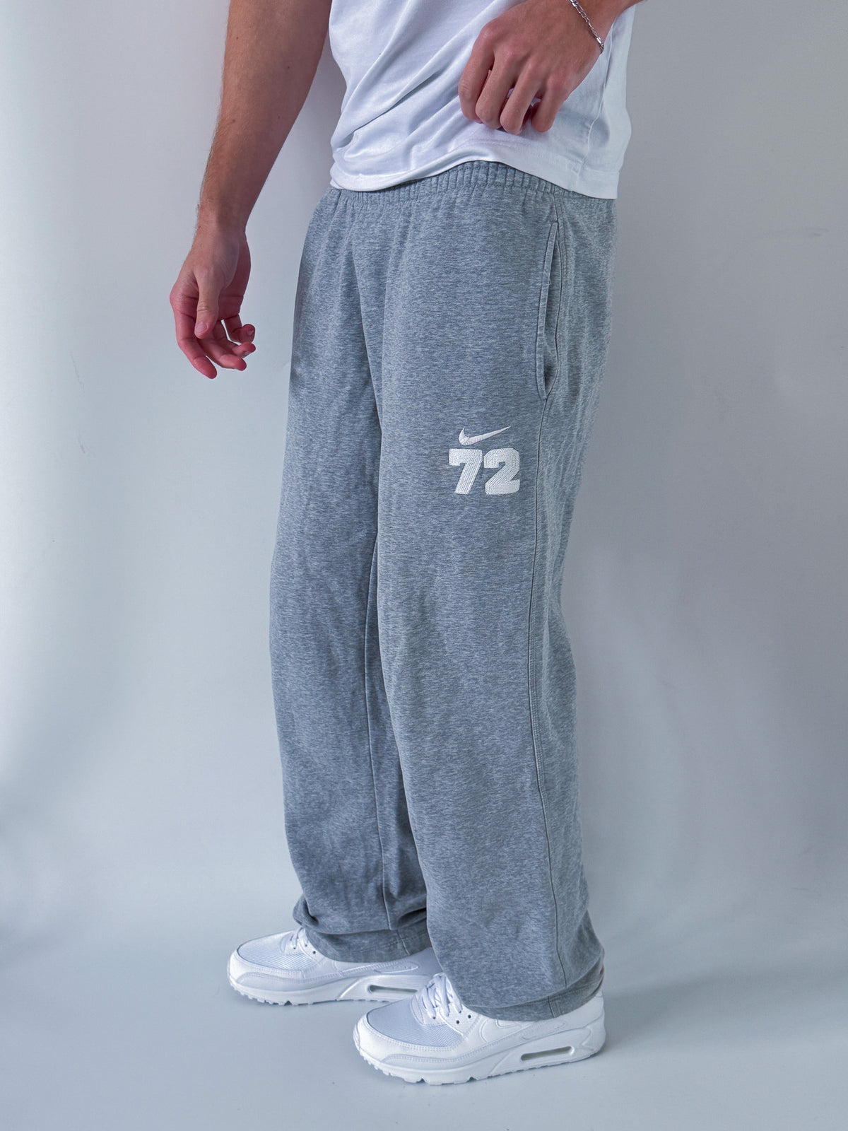 Nike Vintage Open Leg Sweatpants | M