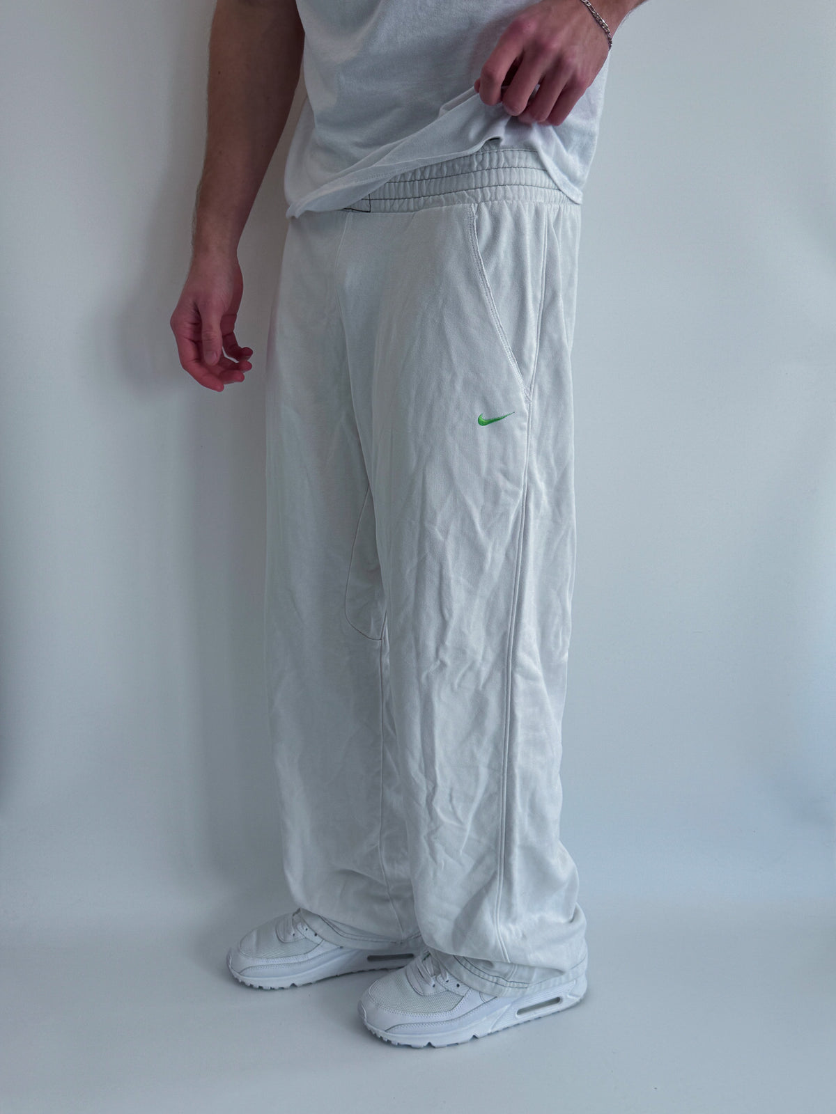 Nike Vintage *Premium* Sweatpants | M