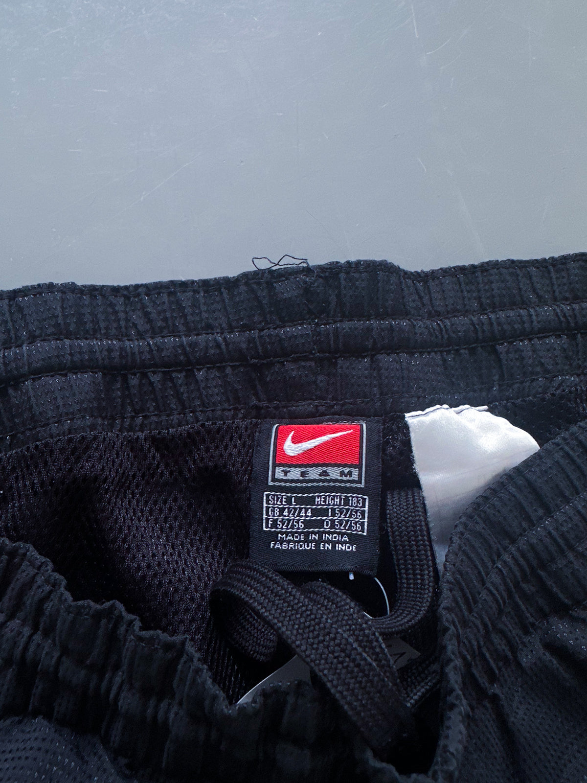Nike Vintage Trackpants | L