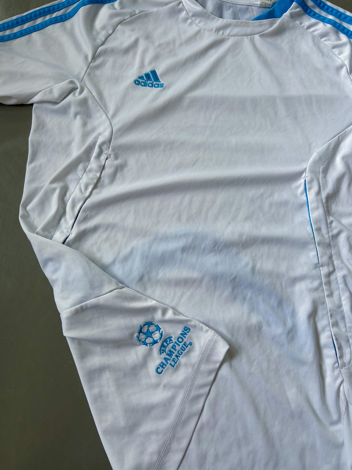 Vintage Adidas x Championsleague Shirt | S
