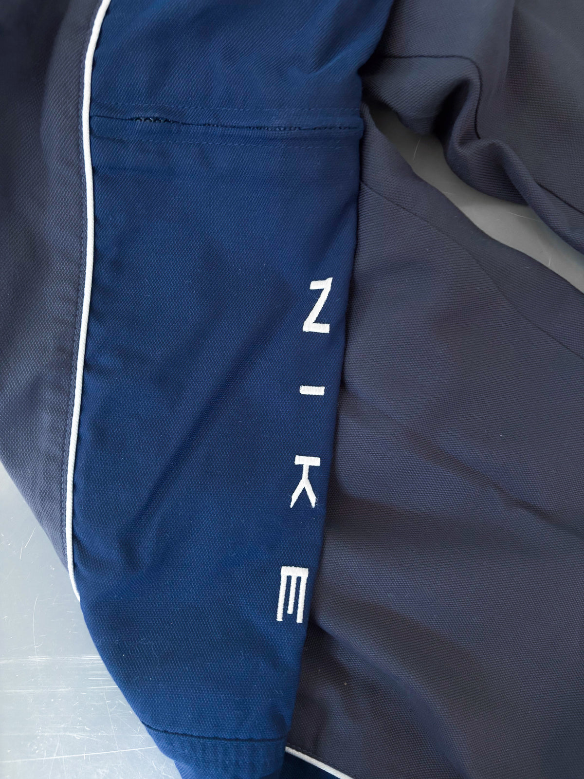 Nike Vintage Trackpants | L