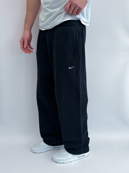 Nike Vintage Open Leg Sweatpants | M