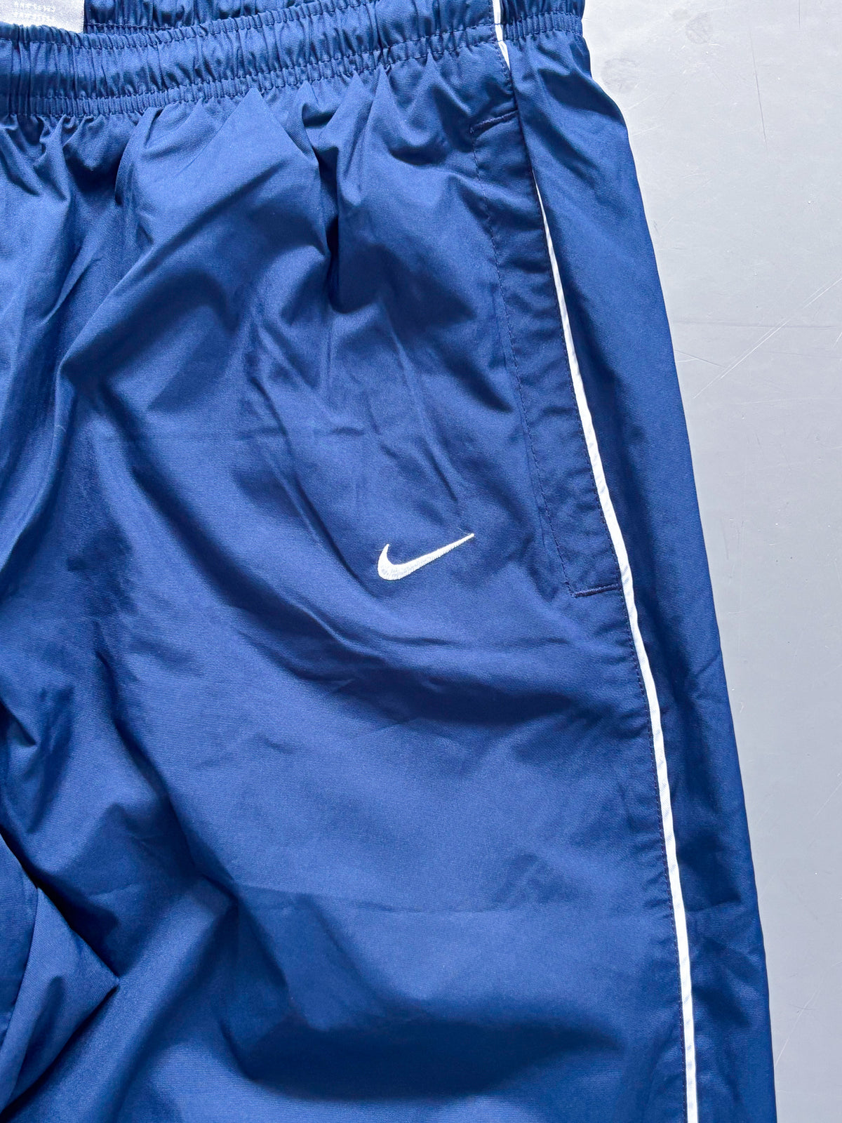 Nike Vintage Trackpants | L