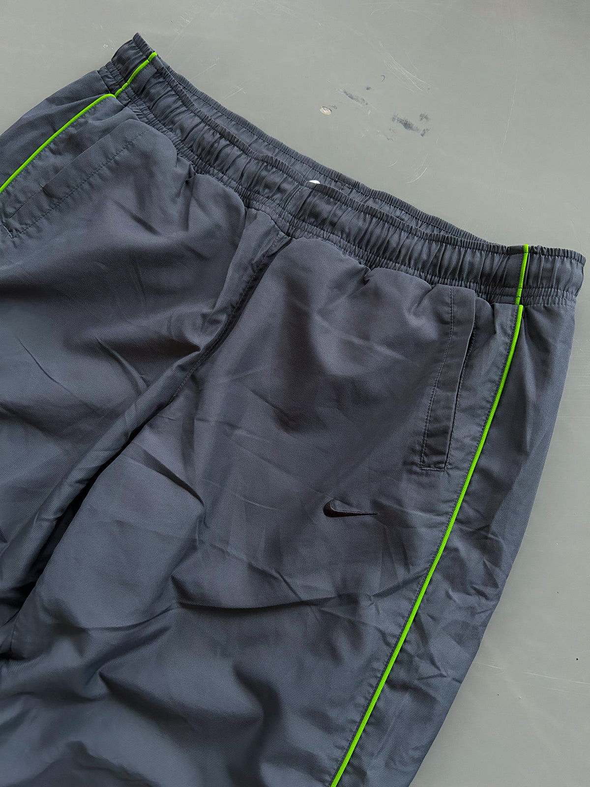Nike Vintage Trackpants | M
