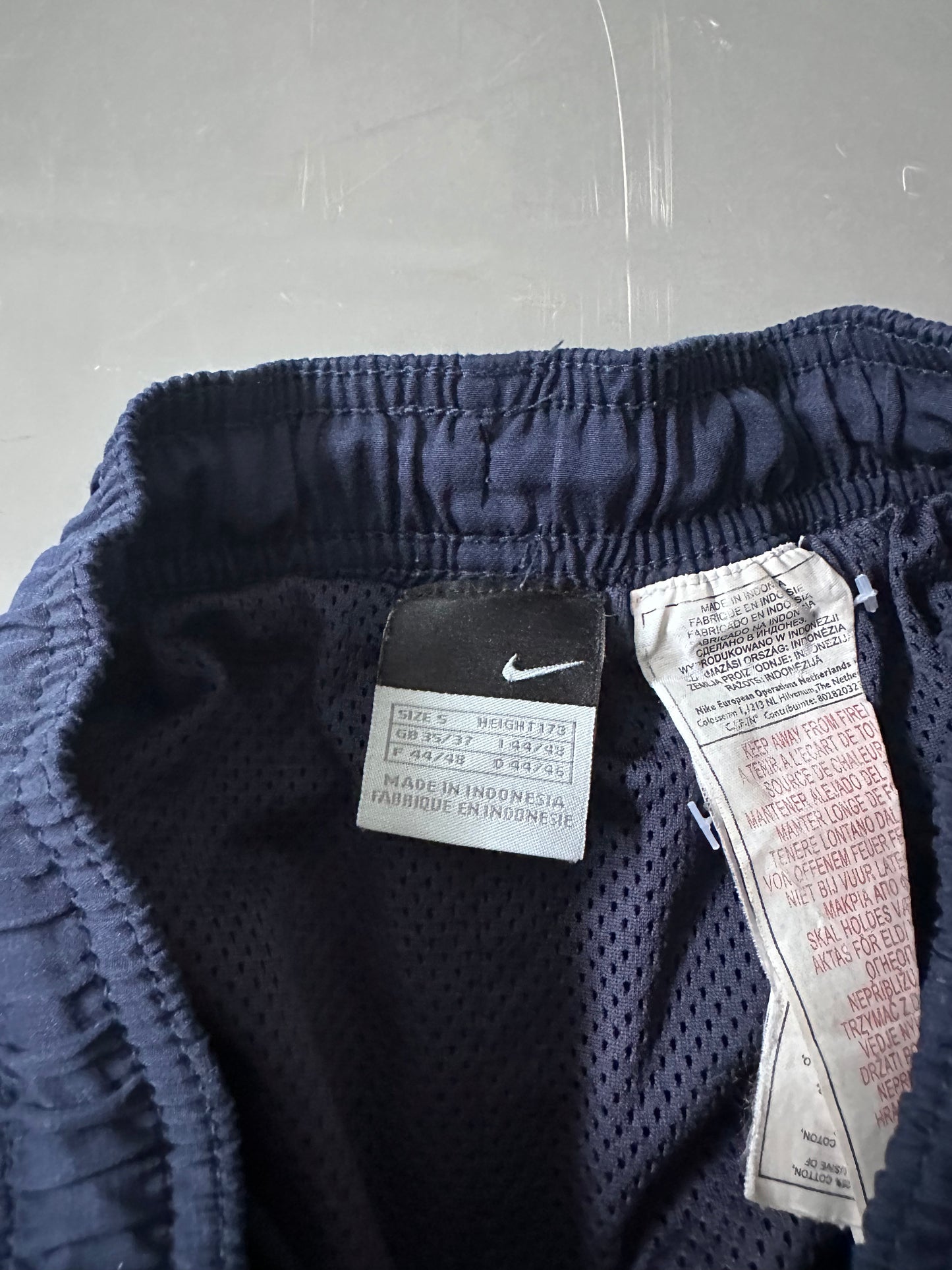 Nike Vintage *Total 90* Trackpants S