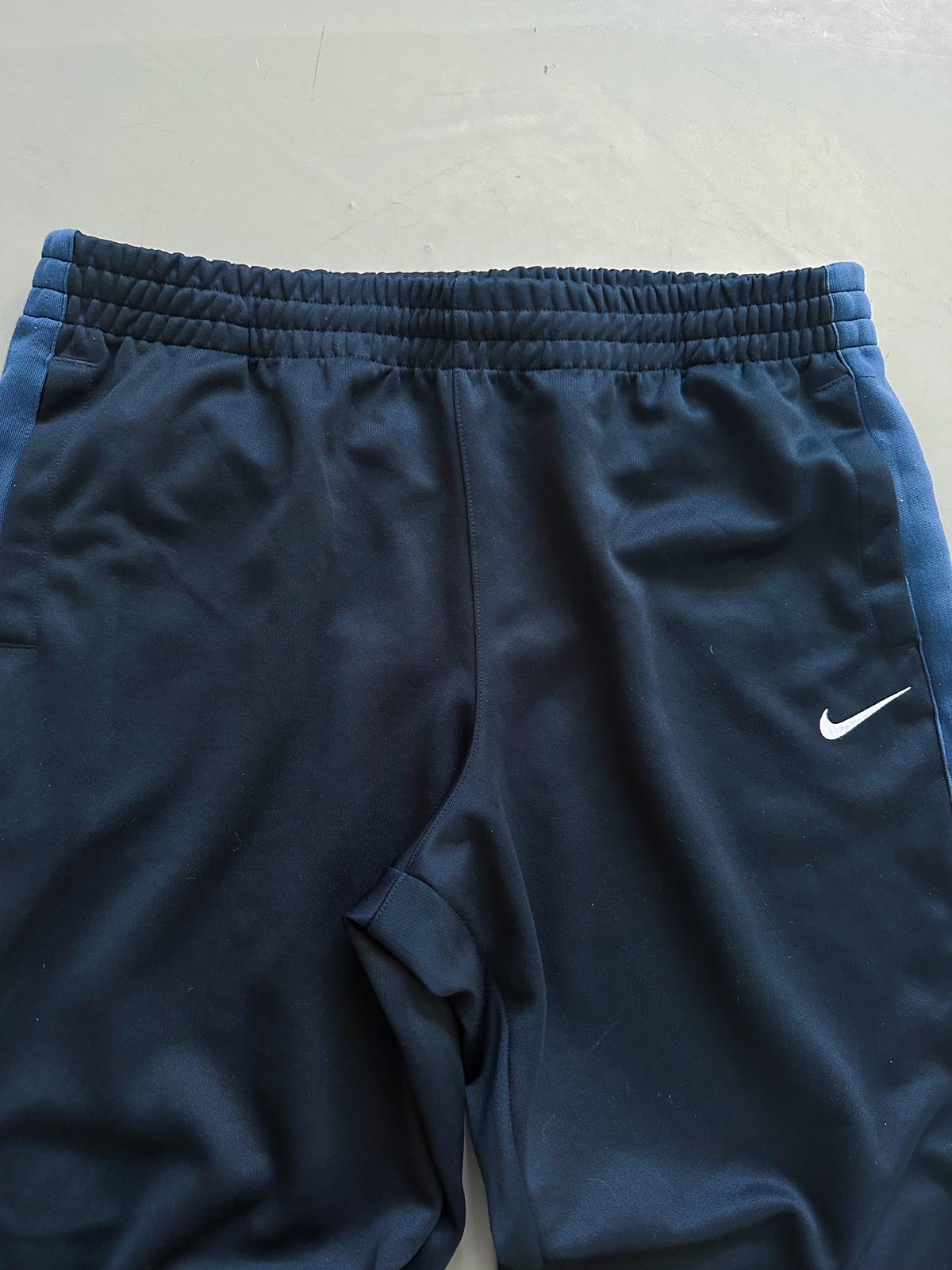 Nike Vintage Trackpants | L