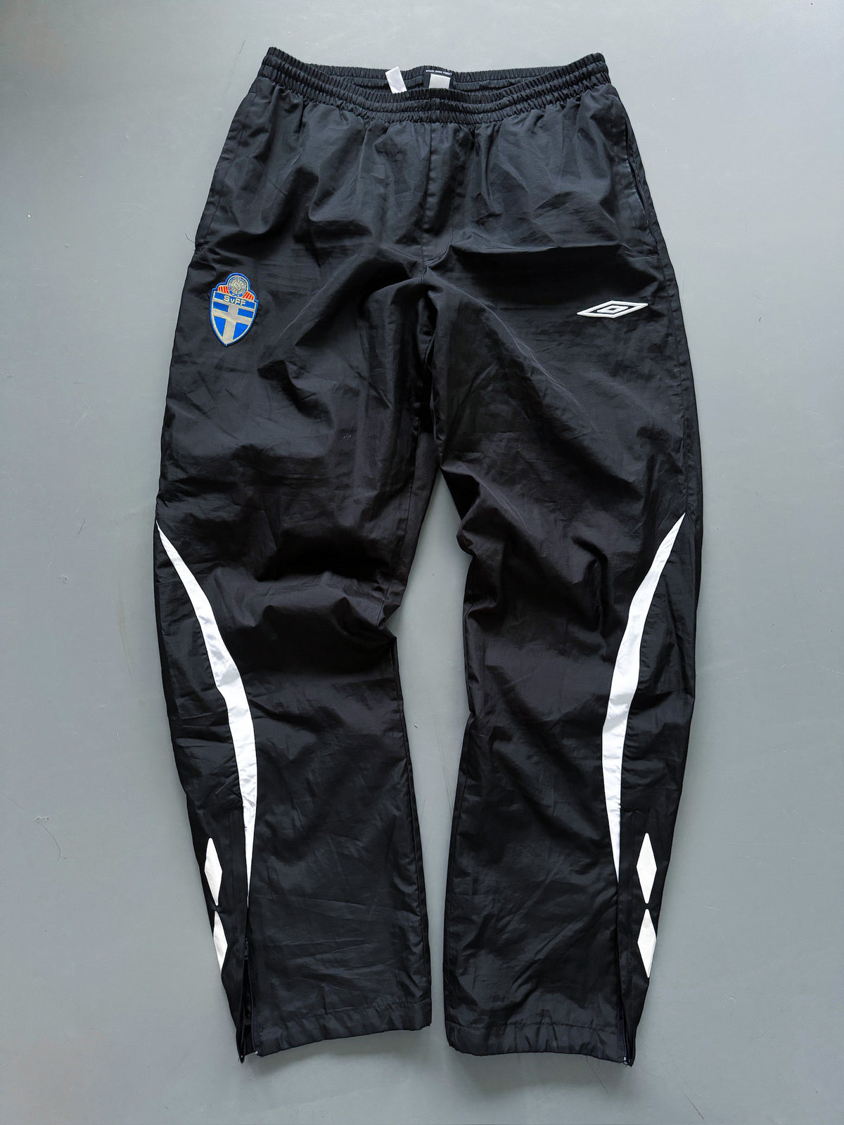 Umbro x Sweden Vintage Trackpants | L