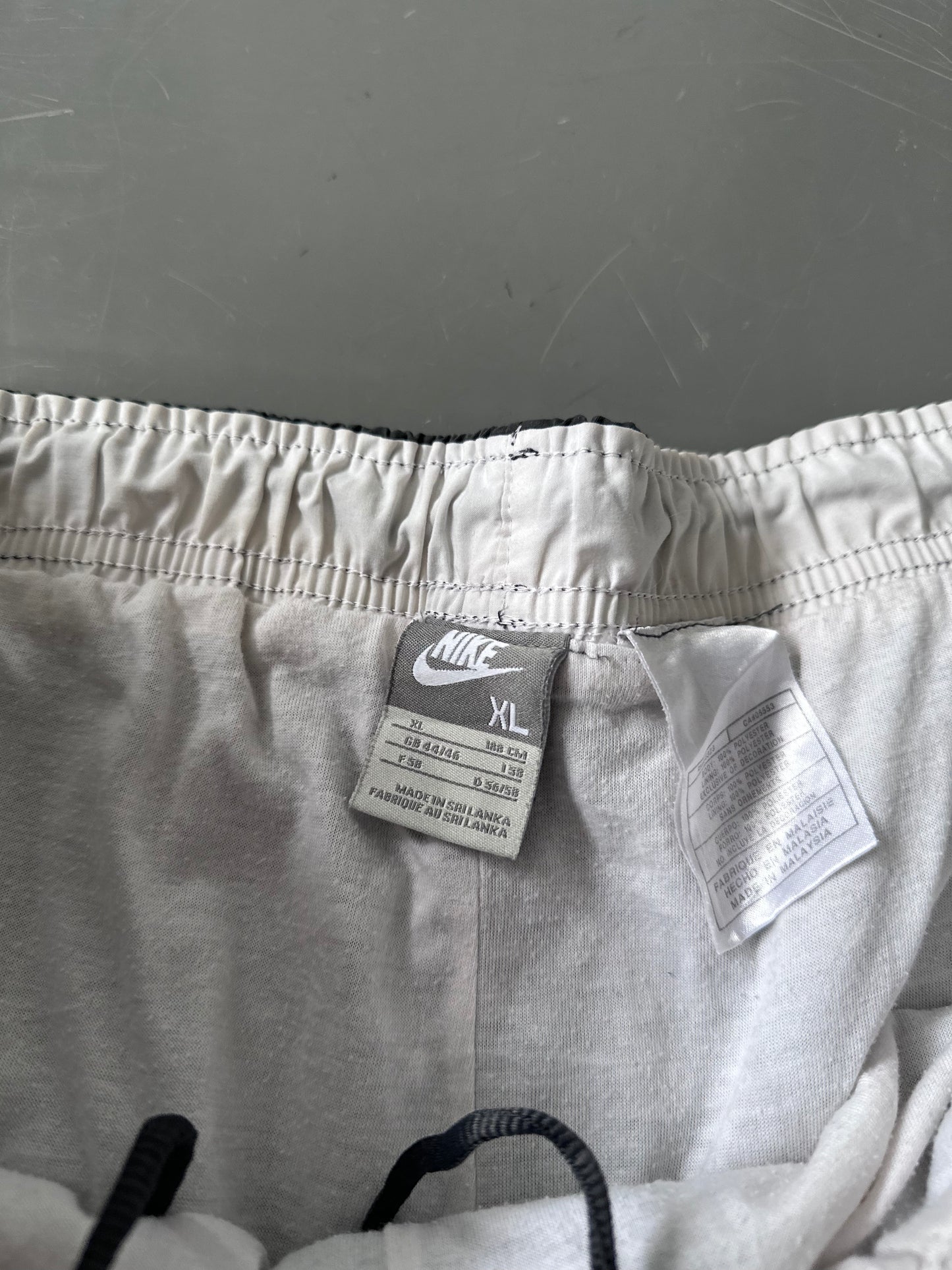 Nike Vintage Trackpants | XL