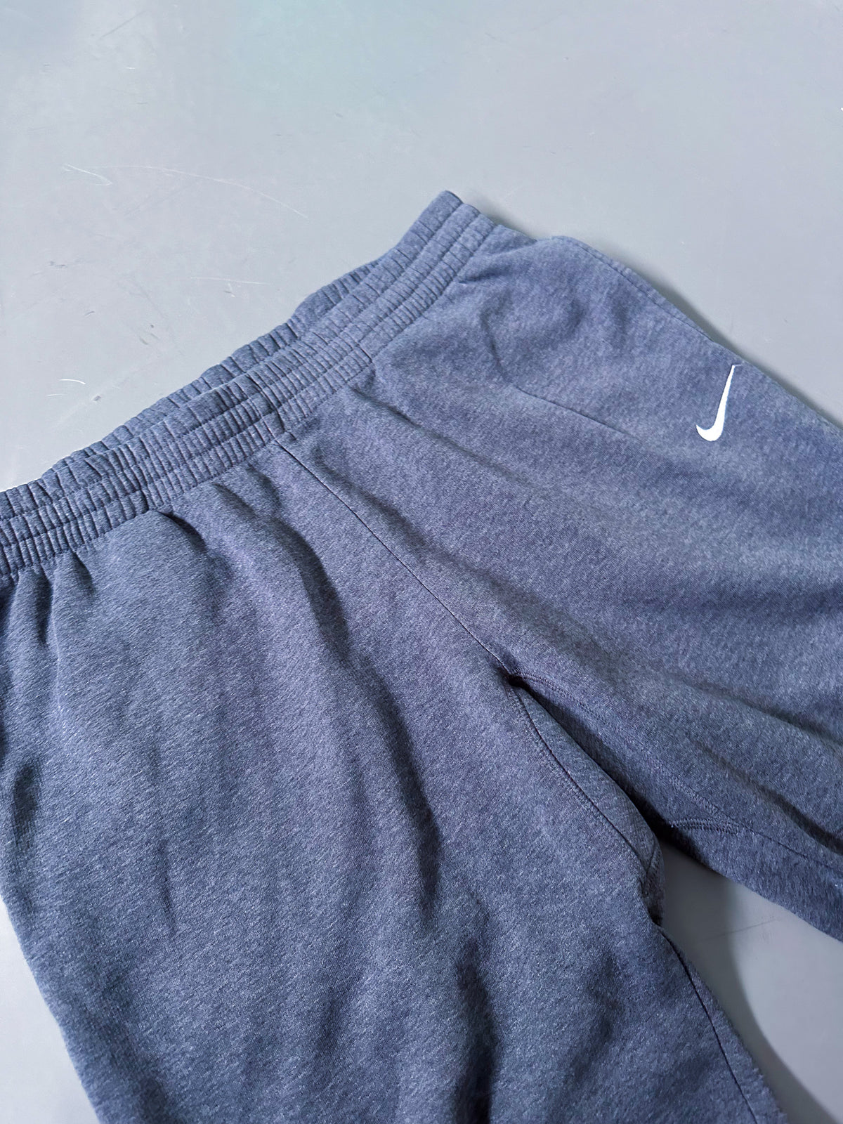 Nike Vintage *Open Leg* Sweatpants | L