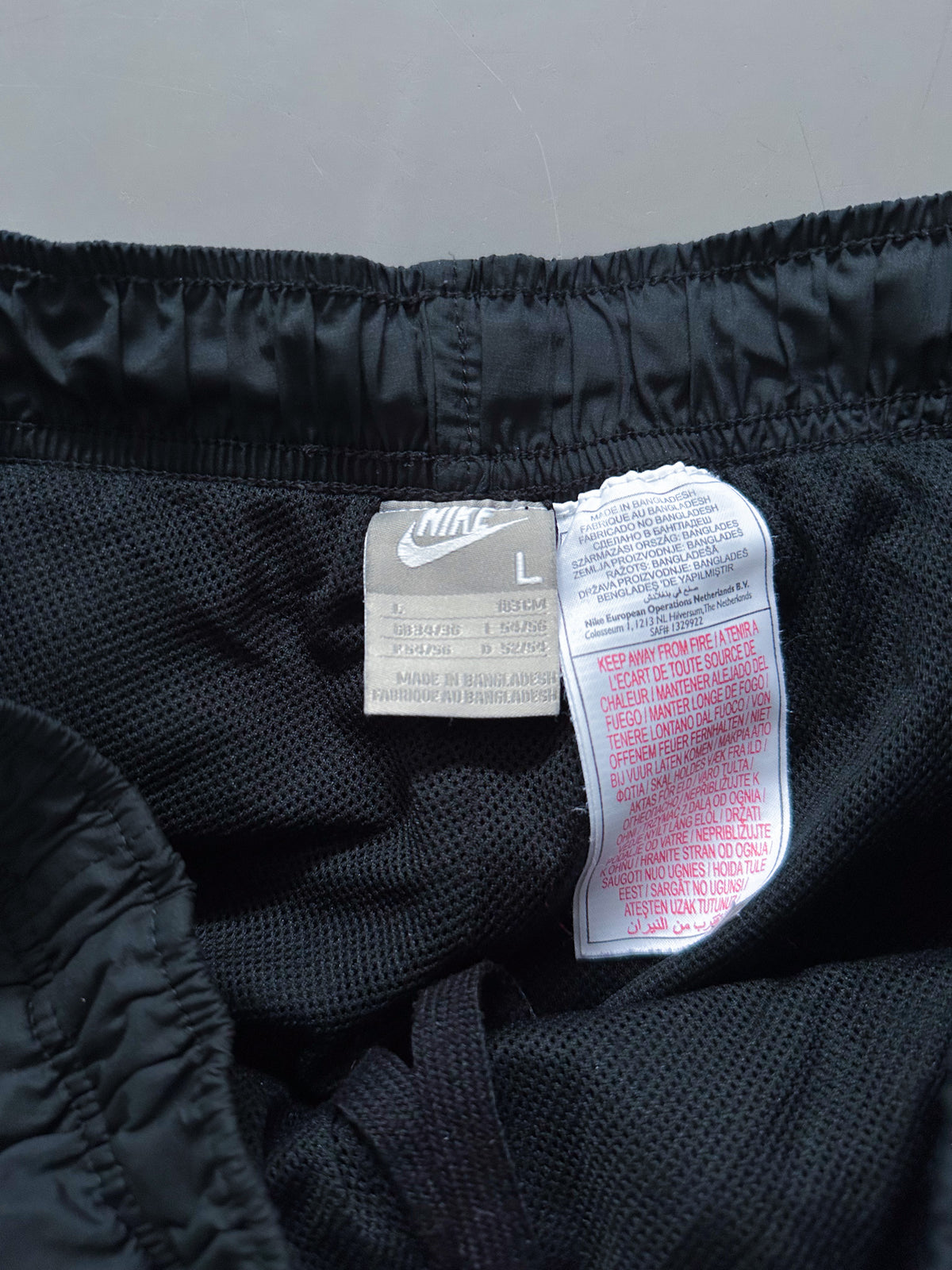 Nike Vintage Trackpants | L