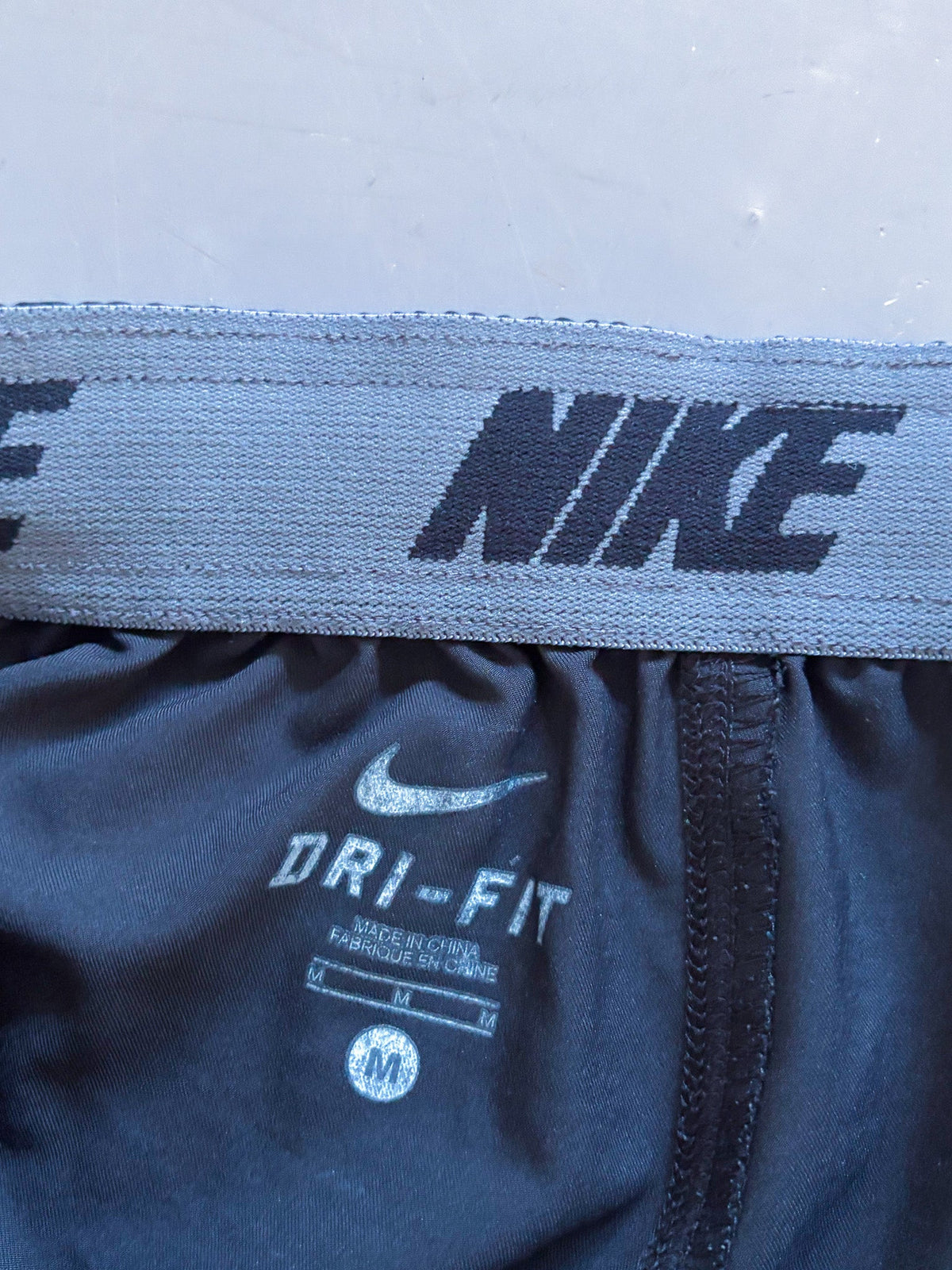 Nike Vintage *Classic* Trackpants | M