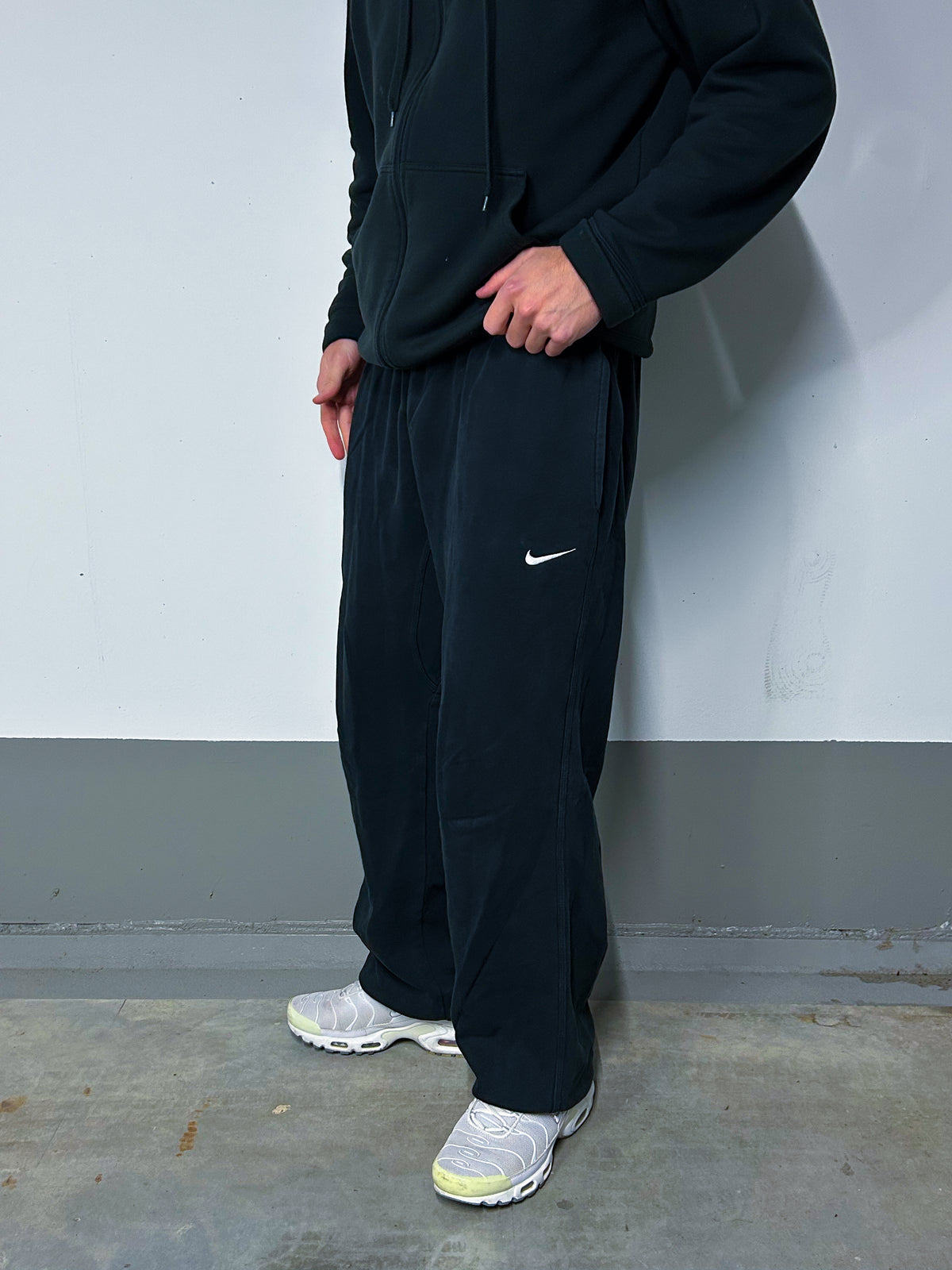 Nike Vintage Sweatpants| S;L(Black)