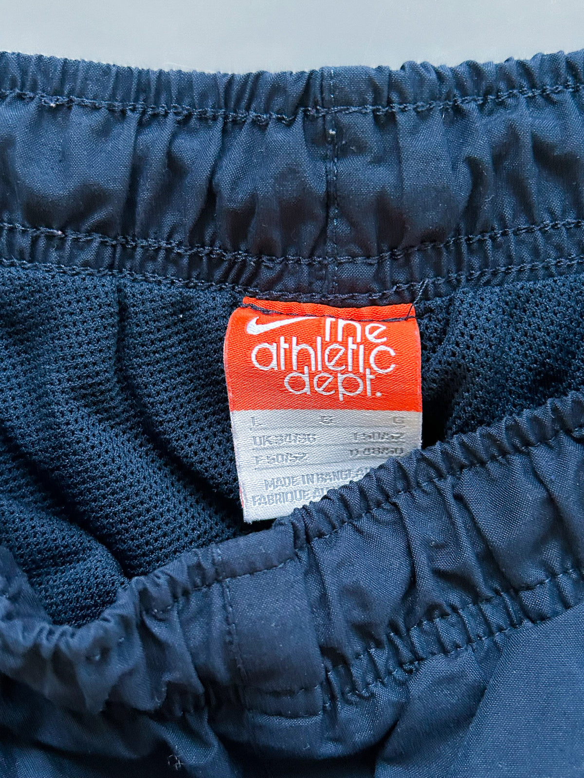 Nike Vintage Trackpants | L