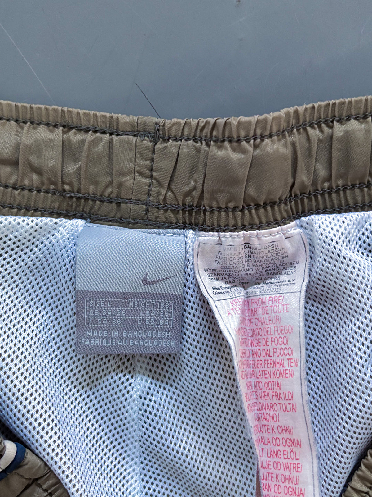 Nike Vintage Trackpants | M