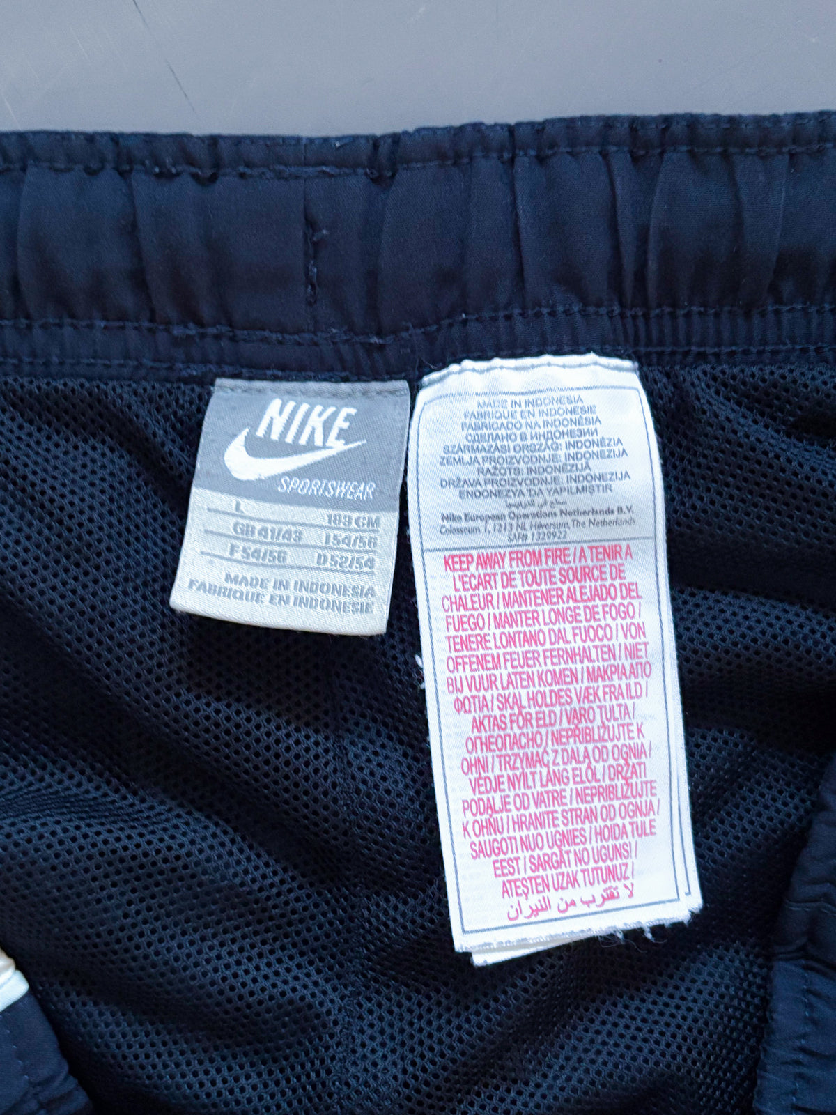 Nike Vintage Trackpants | L