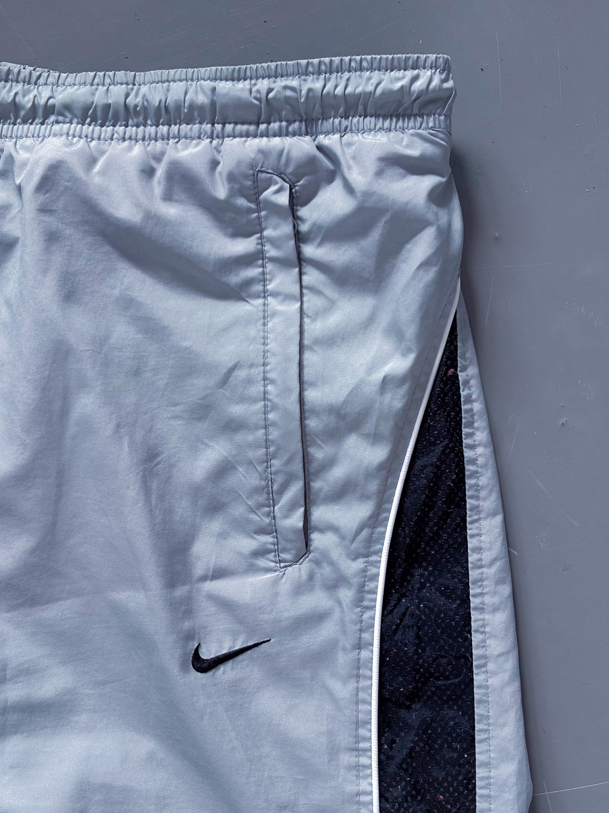 Nike Vintage *PREMIUM* Trackpants | M