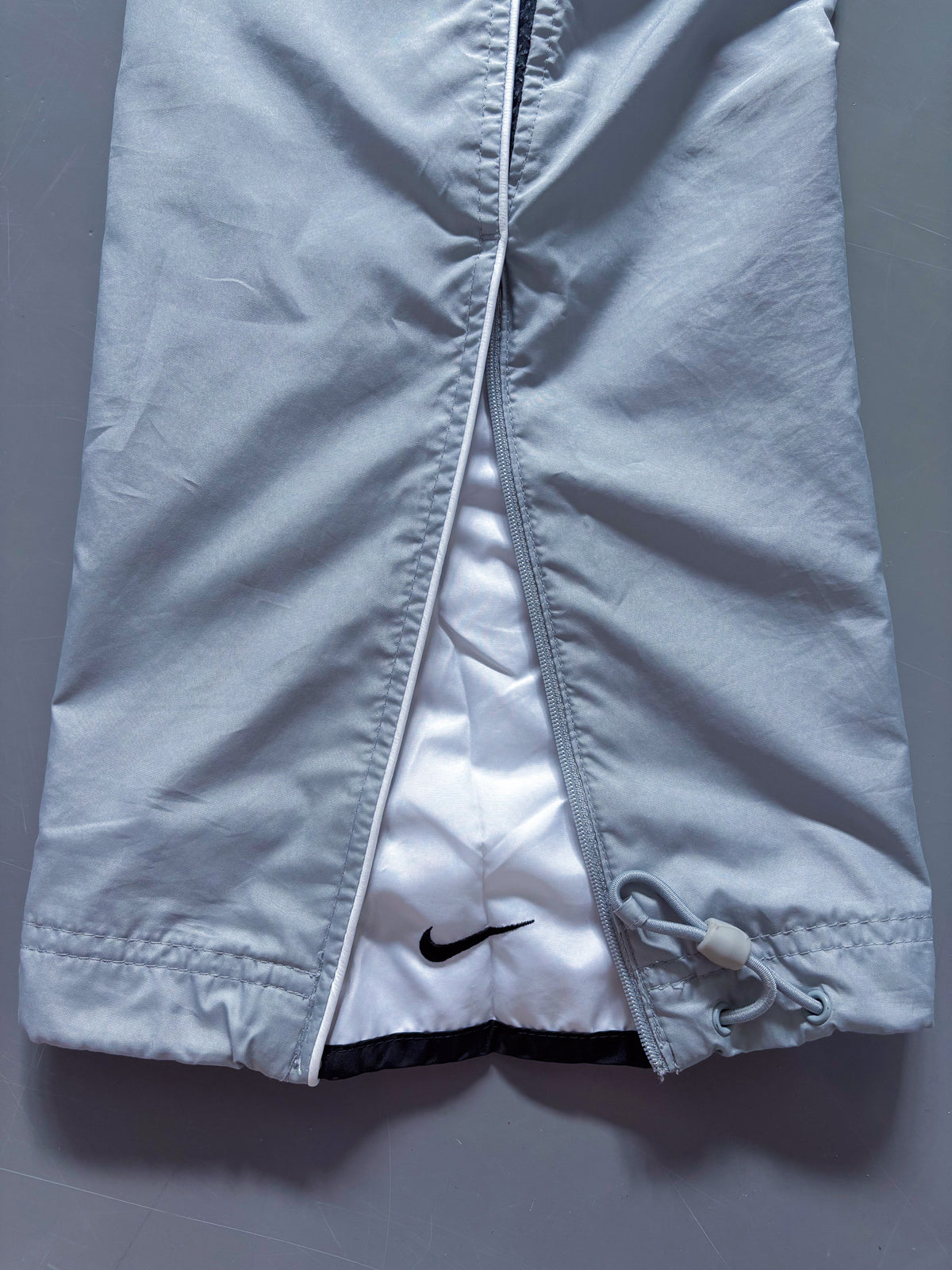 Nike Vintage *PREMIUM* Trackpants | M