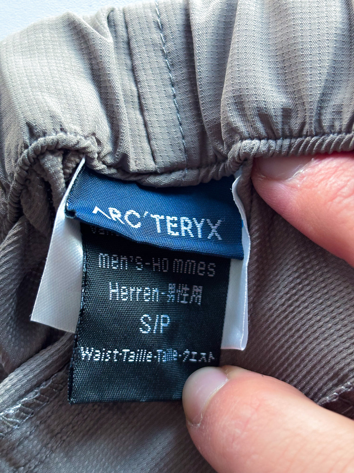 Vintage Arcteryx Trackpants |  S