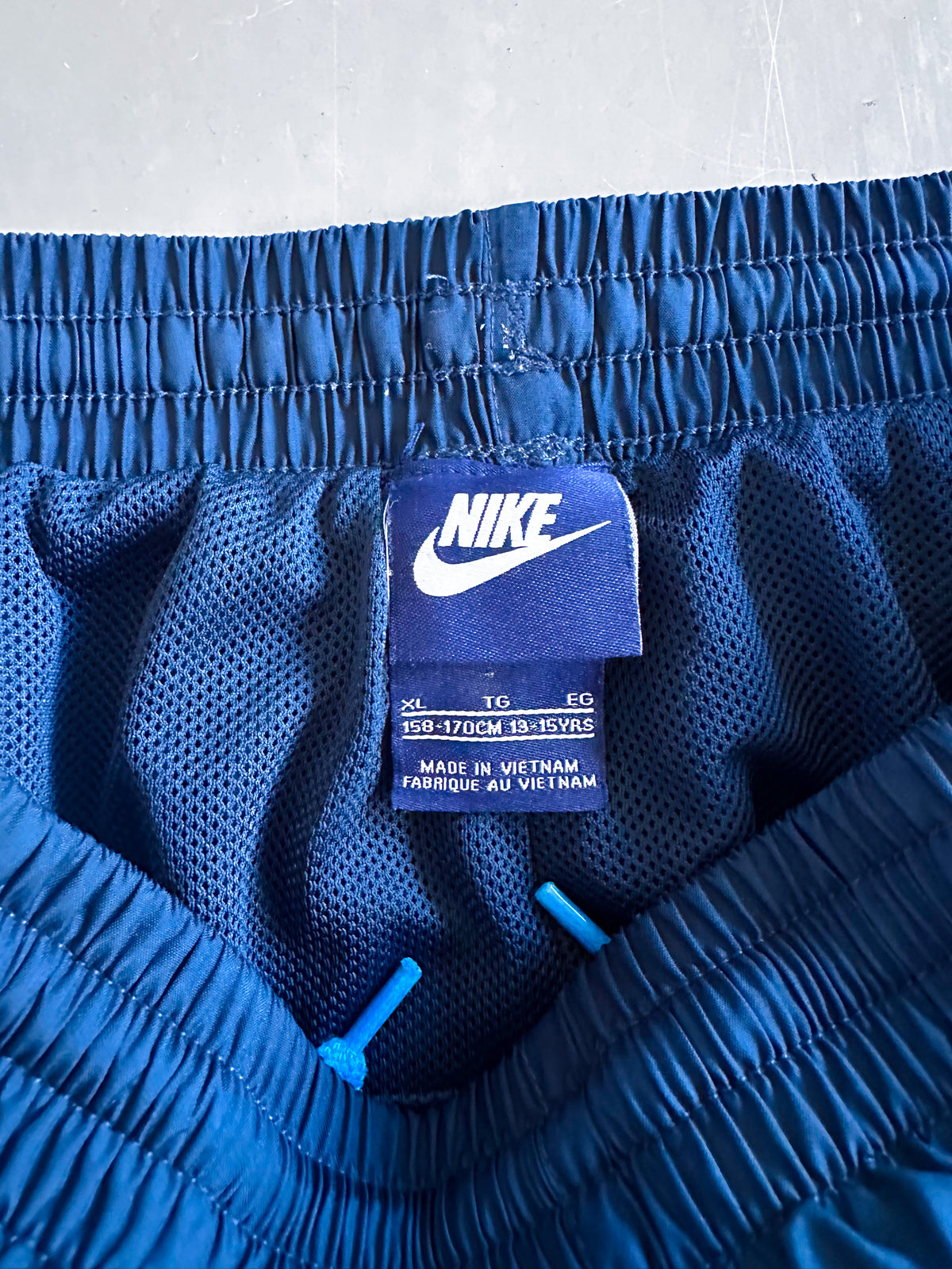 Nike Vintage Trackpants | XS