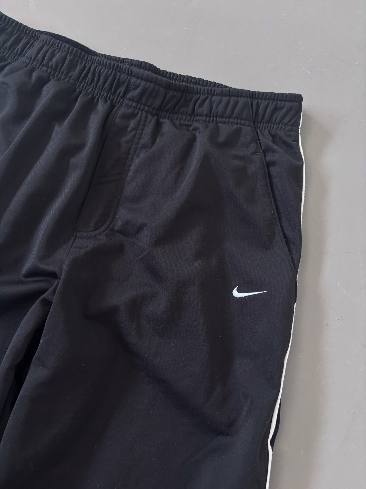 Nike Vintage Trackpants | M