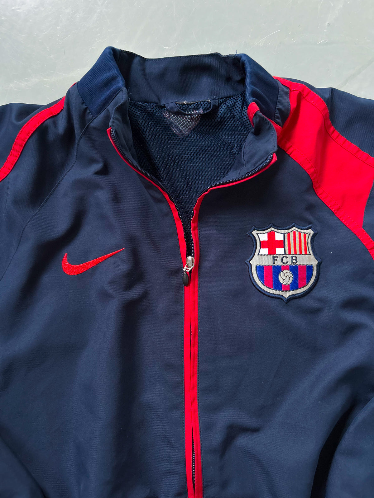 Vintage Nike x Barca Trackjacket | L