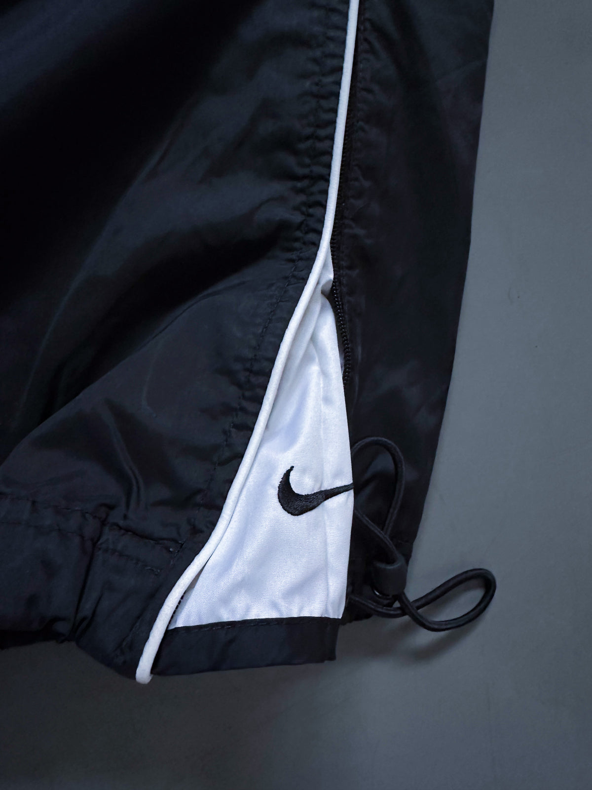 Nike Vintage PREMIUM Trackpants | M
