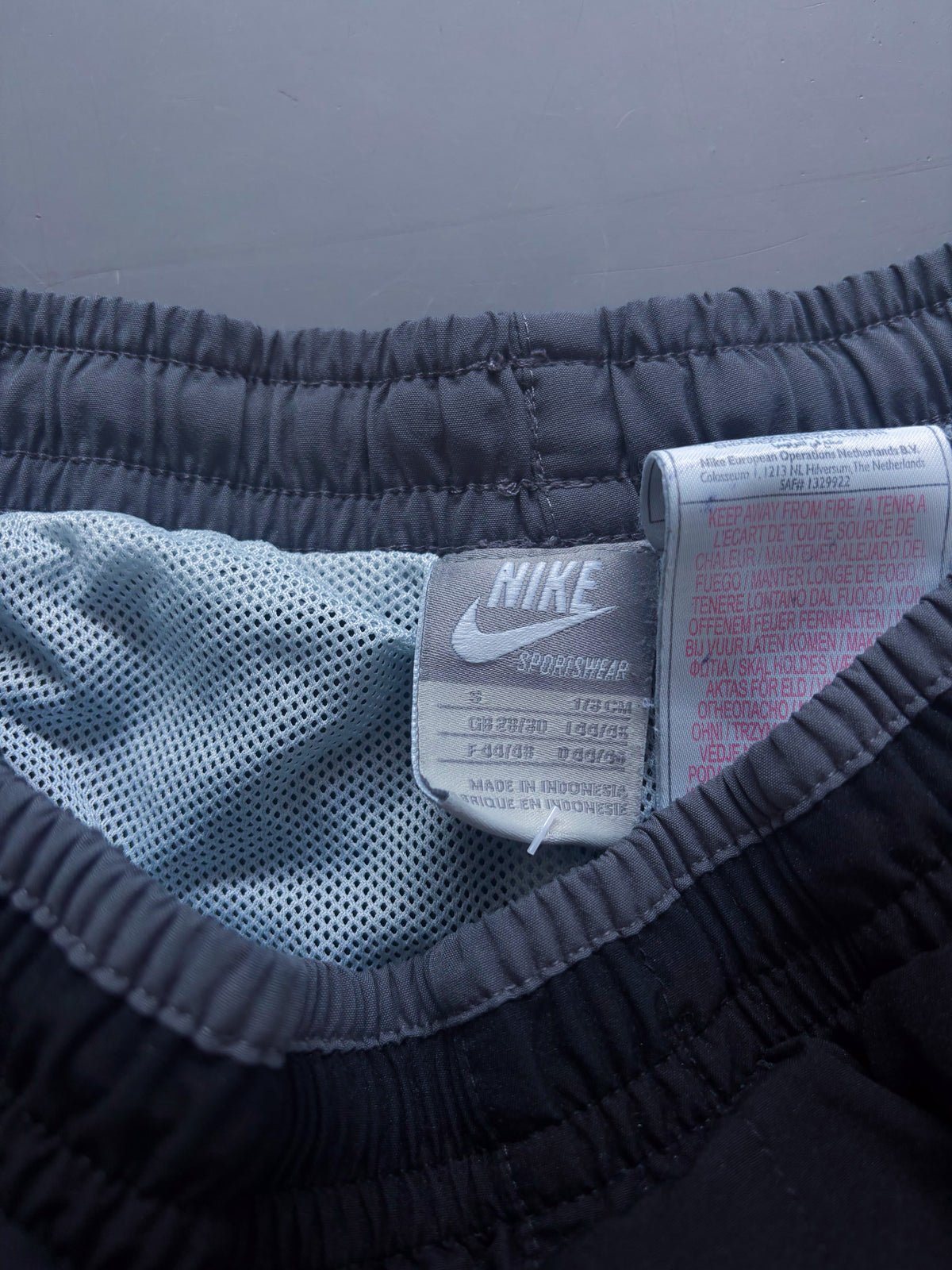 Nike Vintage Trackpants | S