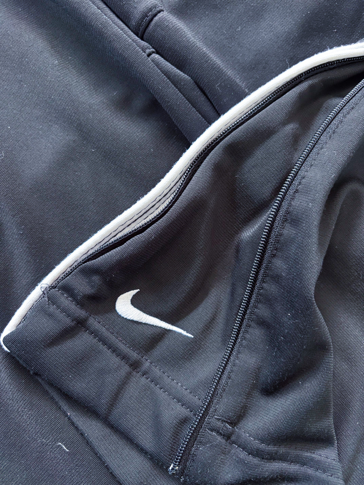 Nike Vintage *PREMIUM* Trackpants | M