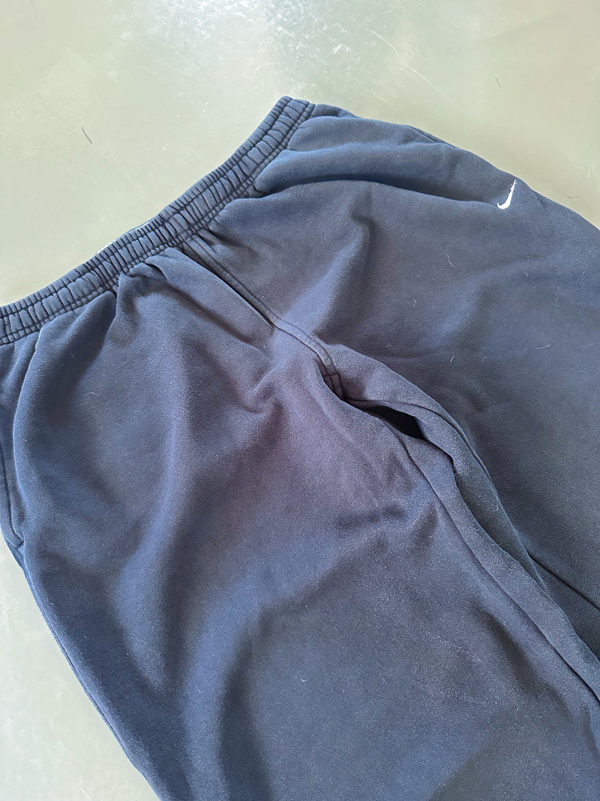Nike Vintage Trackpants | L