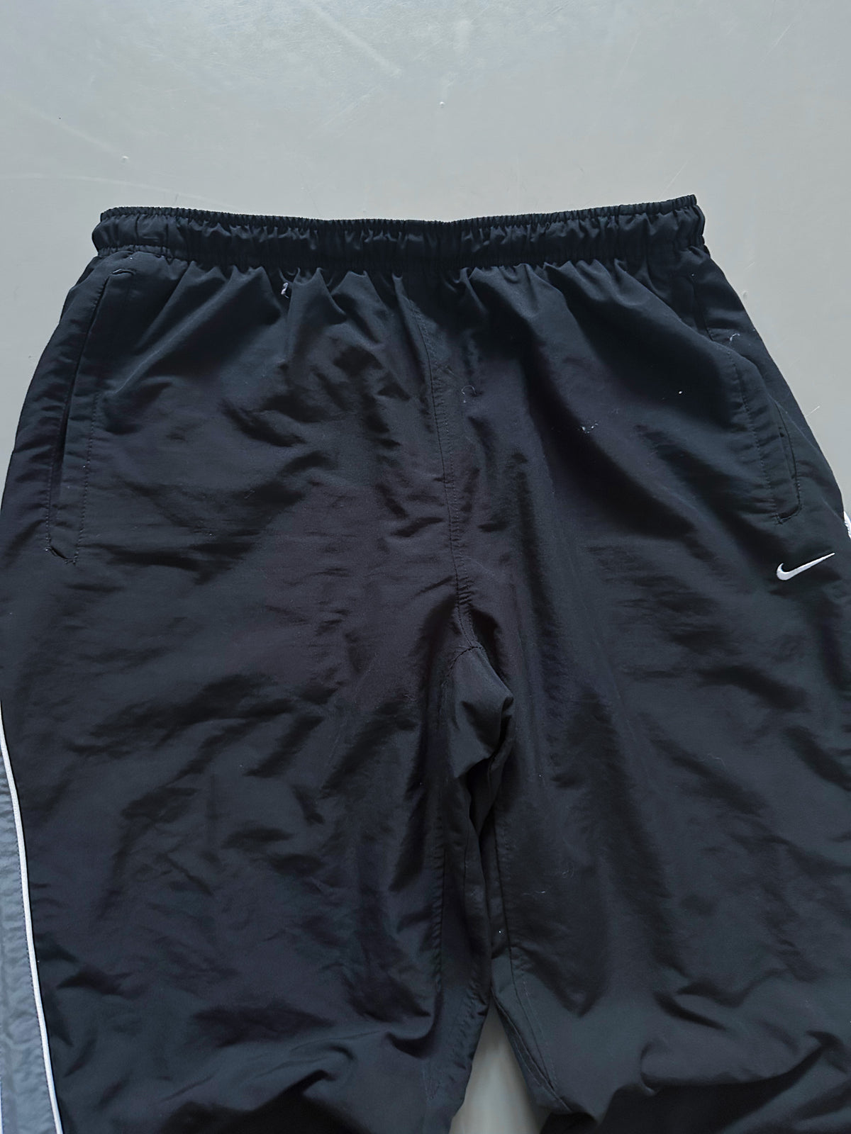 Nike Vintage *PREMIUM* Trackpants | XL