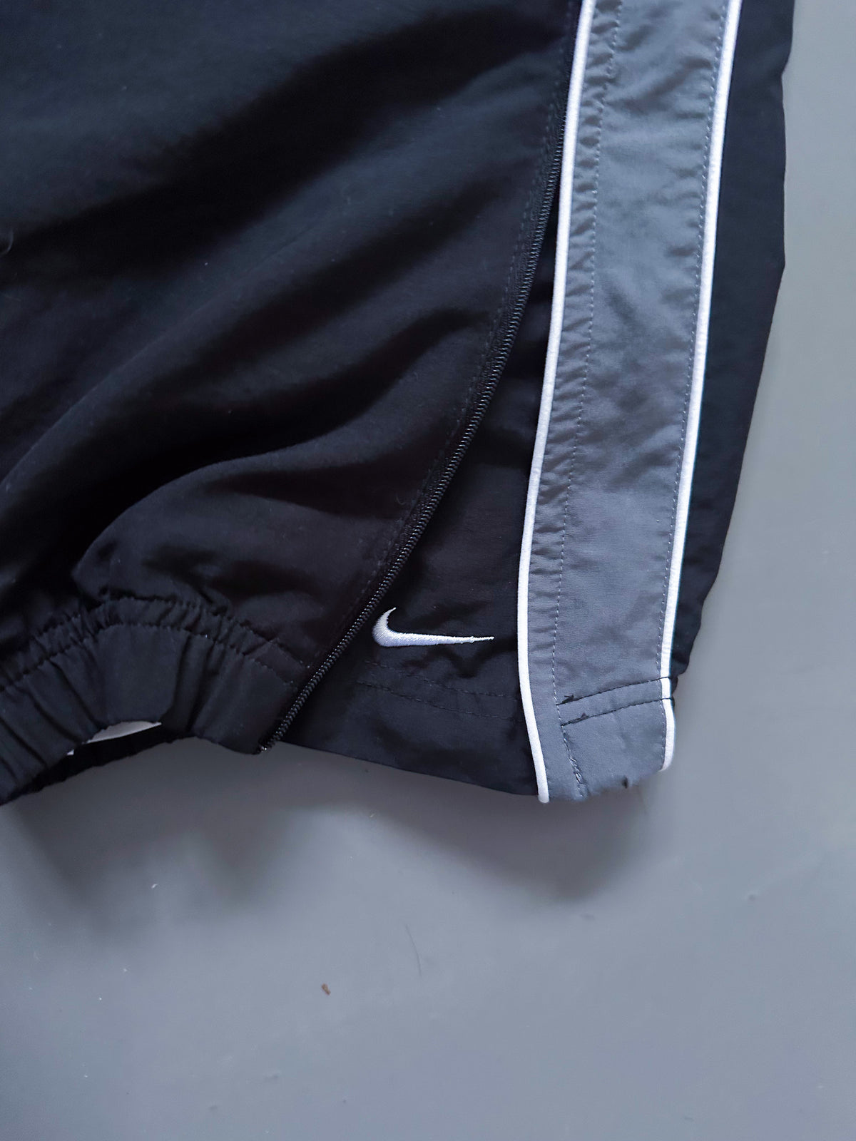 Nike Vintage *PREMIUM* Trackpants | XL