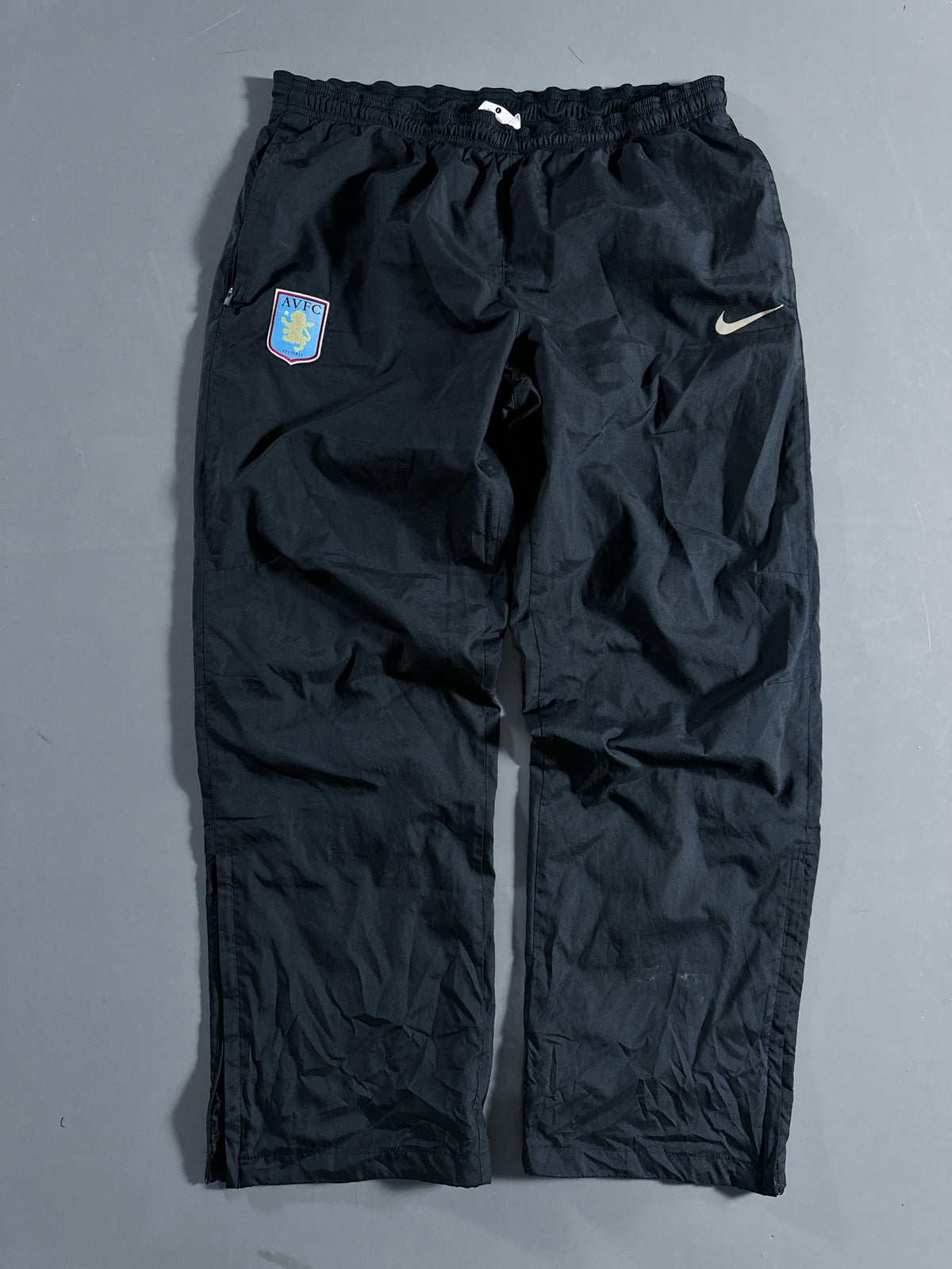 Nike x Aston Villa Vintage Trackpants | L