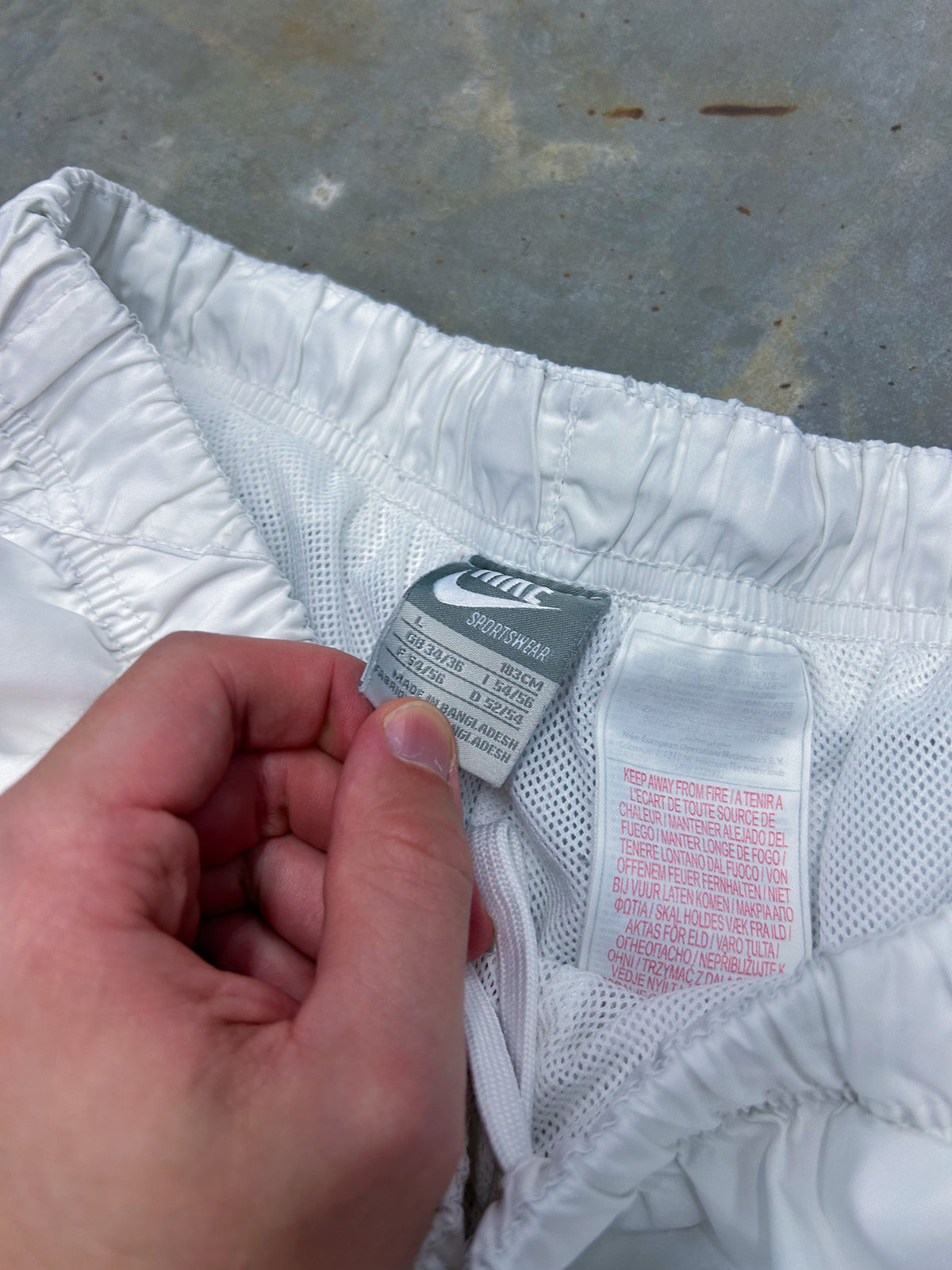 Nike Vintage *Premium* Trackpants | L
