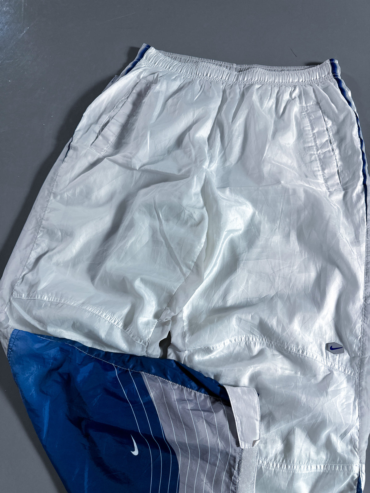 Nike Vintage *Hexagon* Trackpants | M