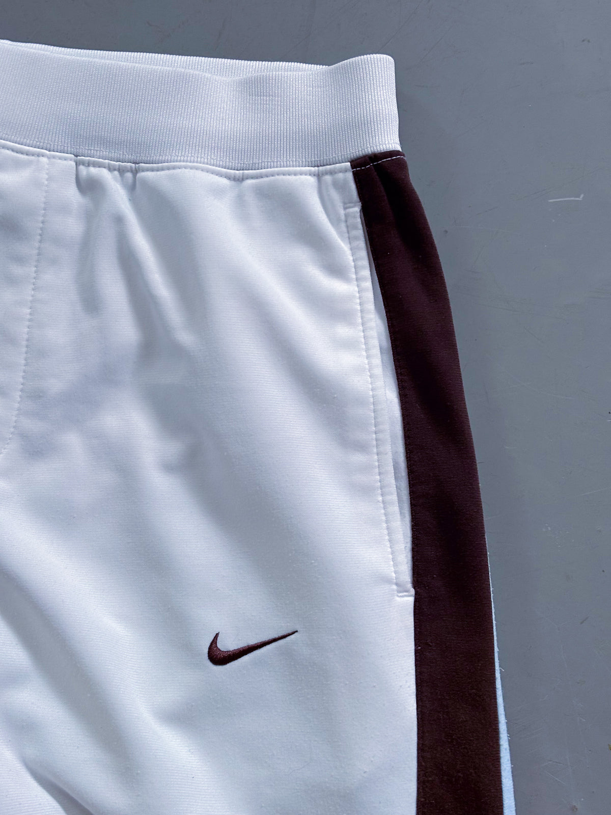 Nike Vintage Trackpants | XS