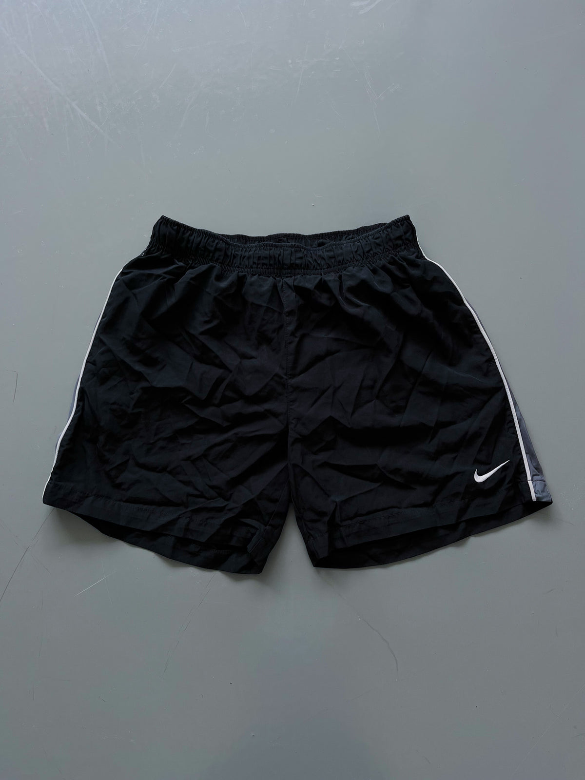 Nike Vintage Shorts | L