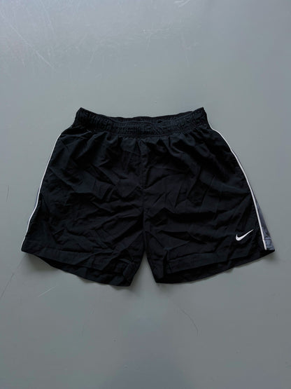 Nike Vintage Shorts | L