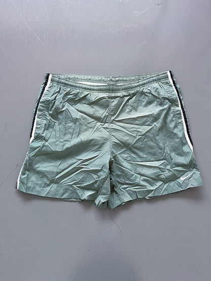 Nike Vintage Shorts | XL