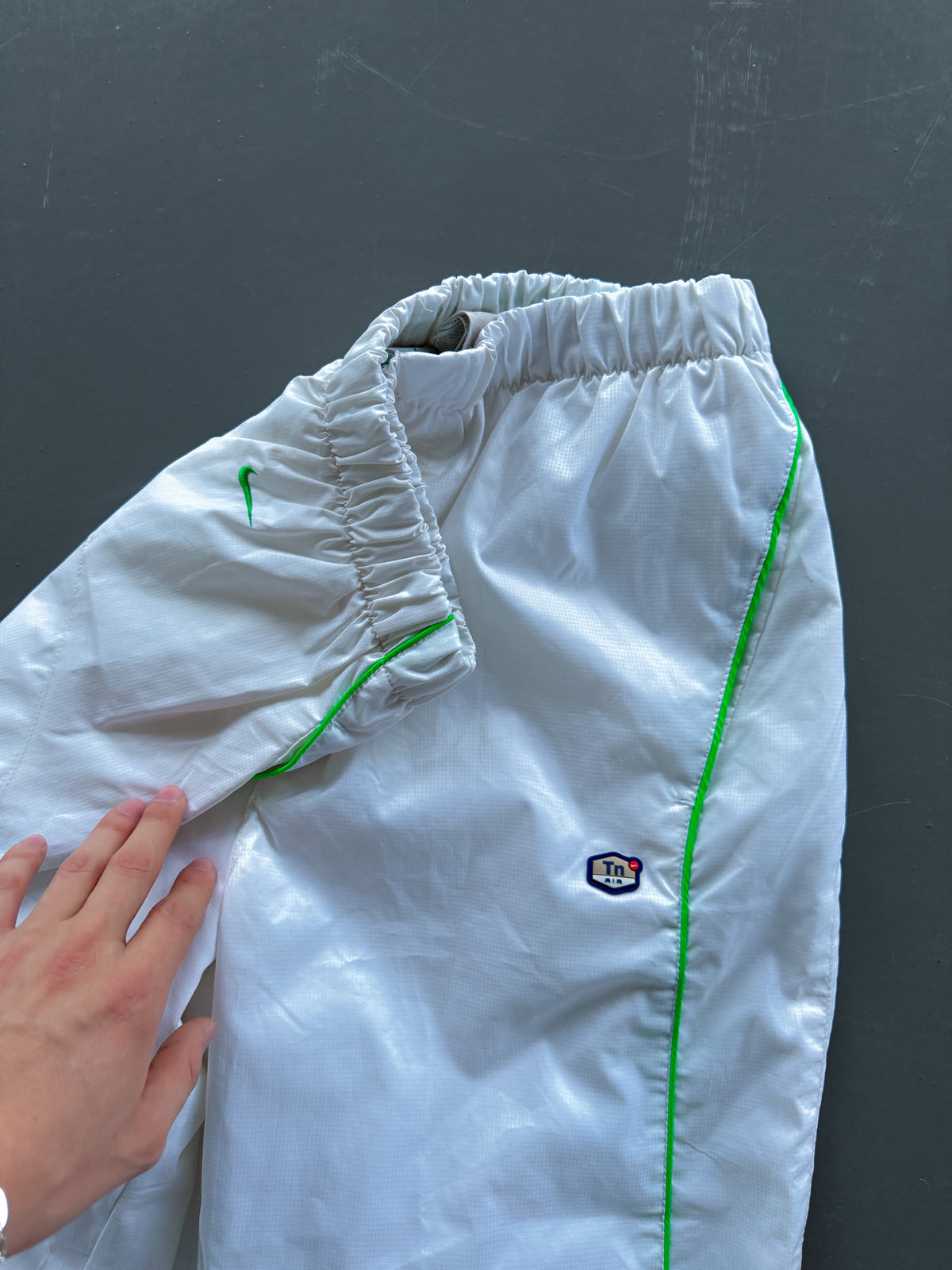 Nike Vintage *TN* Trackpants | L