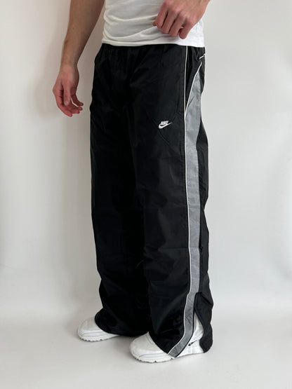 Nike Vintage *PREMIUM* Trackpants | M
