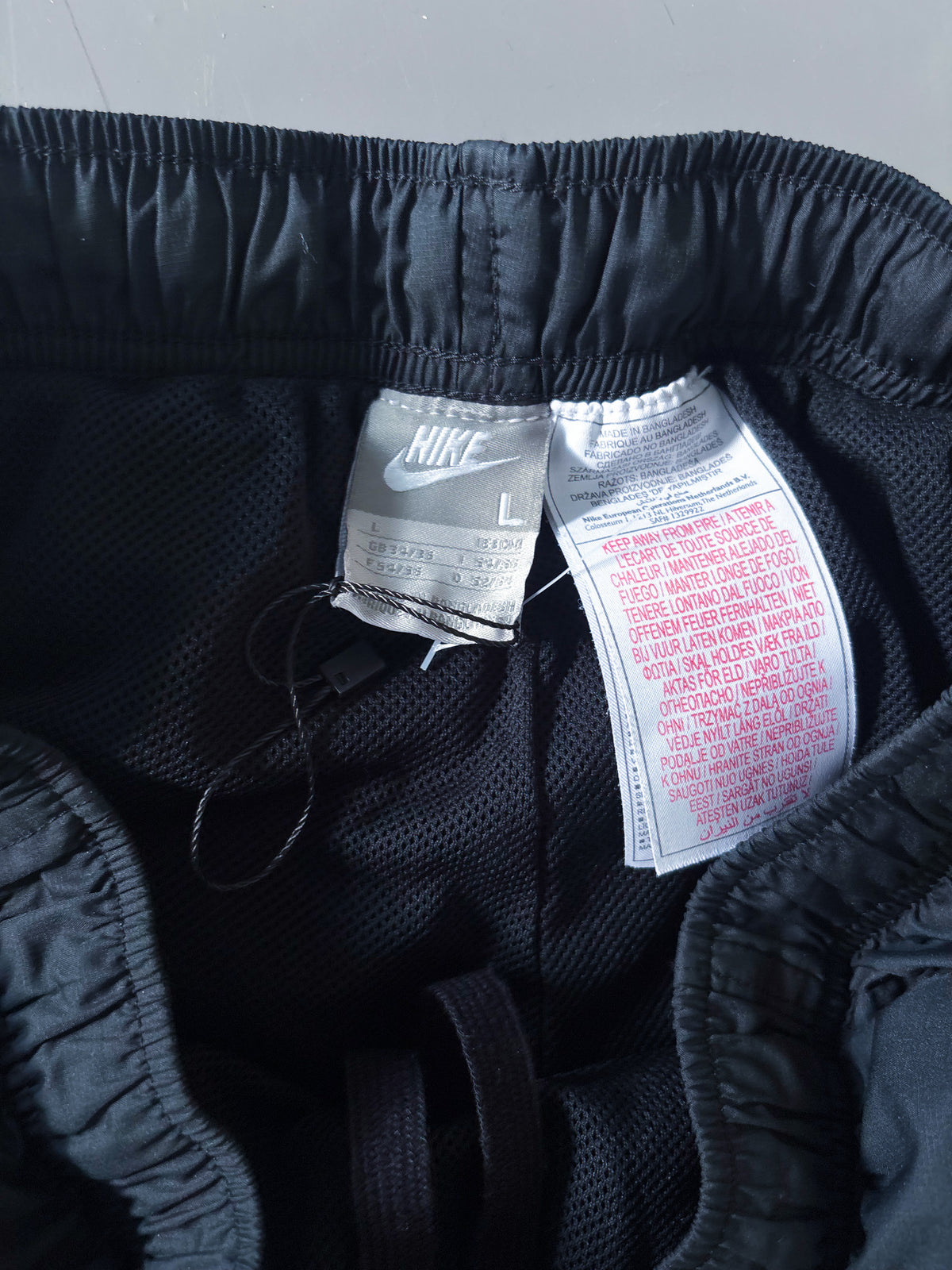Nike Vintage Trackpants | M