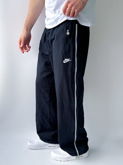Nike Vintage Trackpants | L