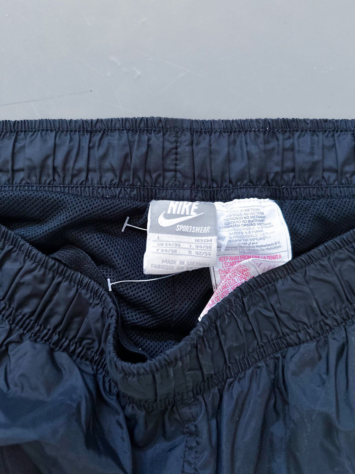 Nike Vintage *PREMIUM* Trackpants | L