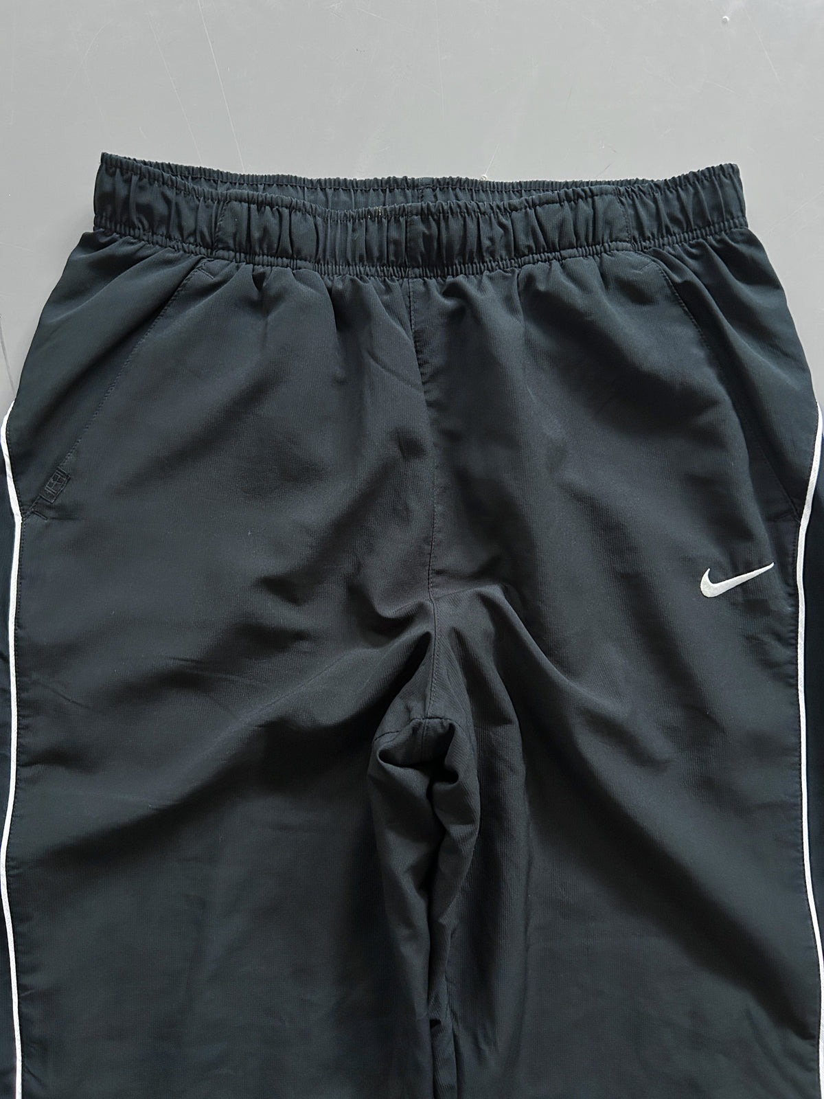 Nike Vintage Trackpants | L