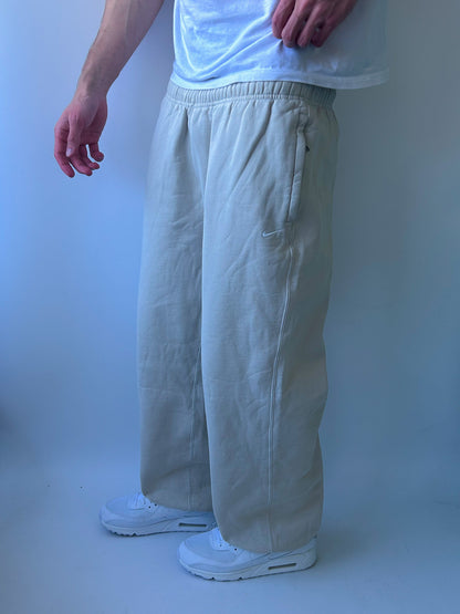 Nike Vintage Sweatpants | M