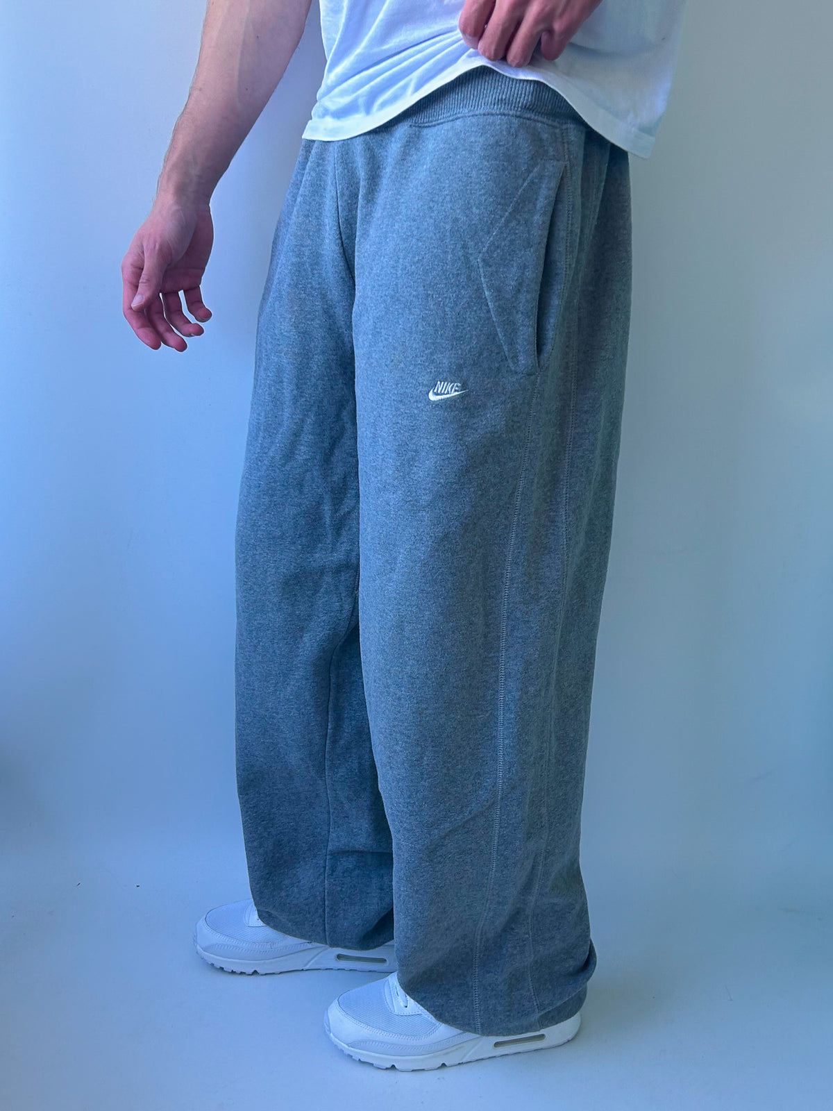 Nike Vintage Sweatpants | L
