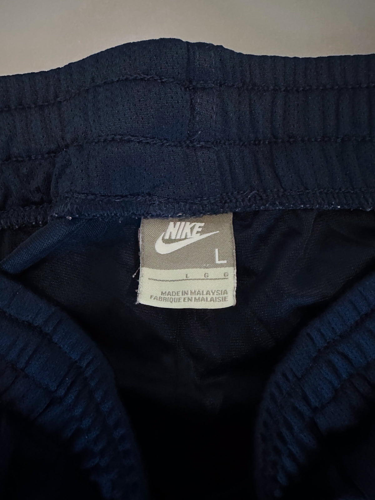 Nike Vintage Trackpants | L