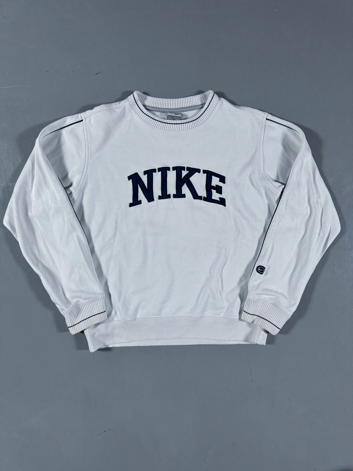Nike Vintage Spellout Pullover | S