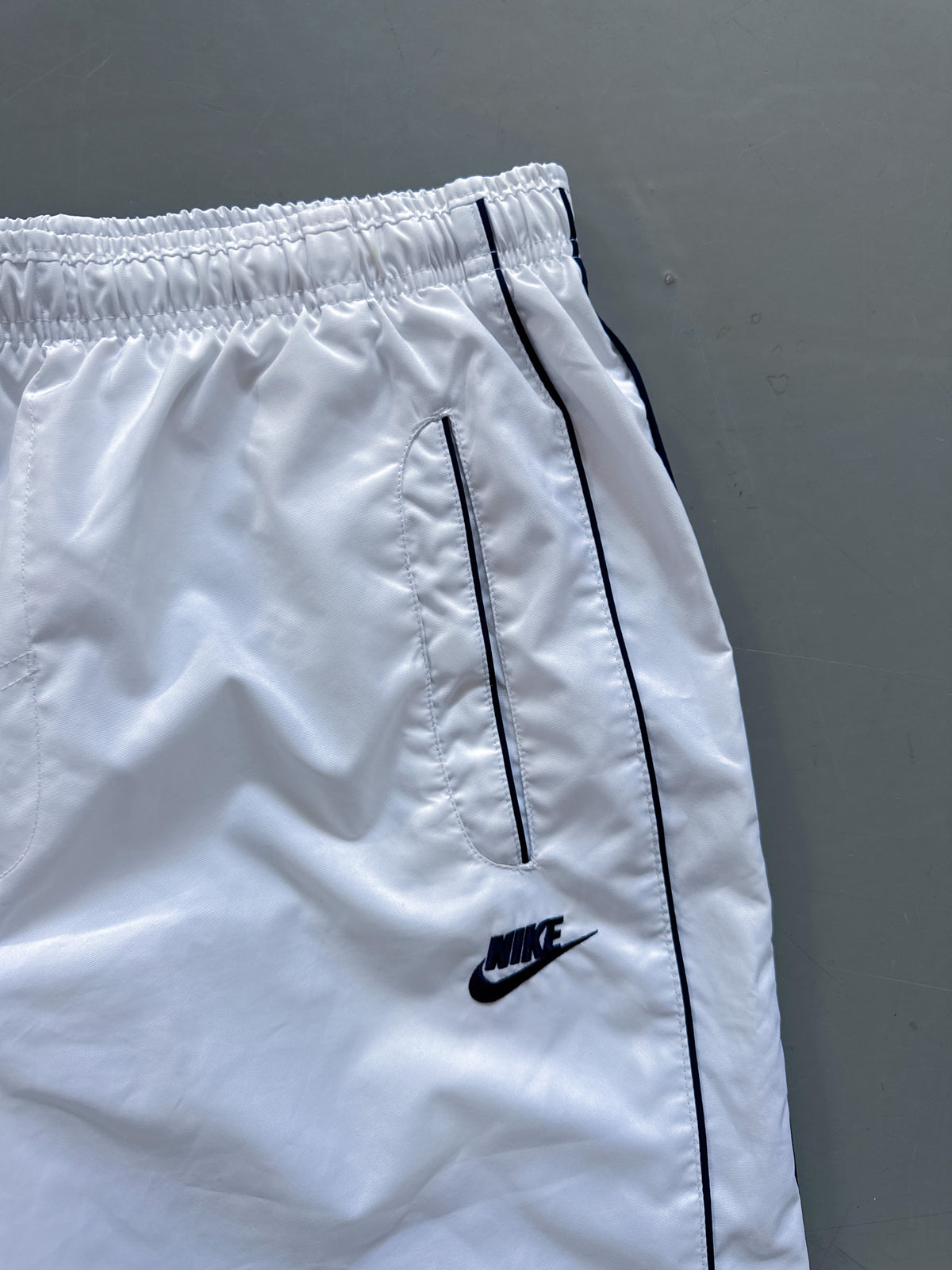 Nike Vintage Trackpants | M